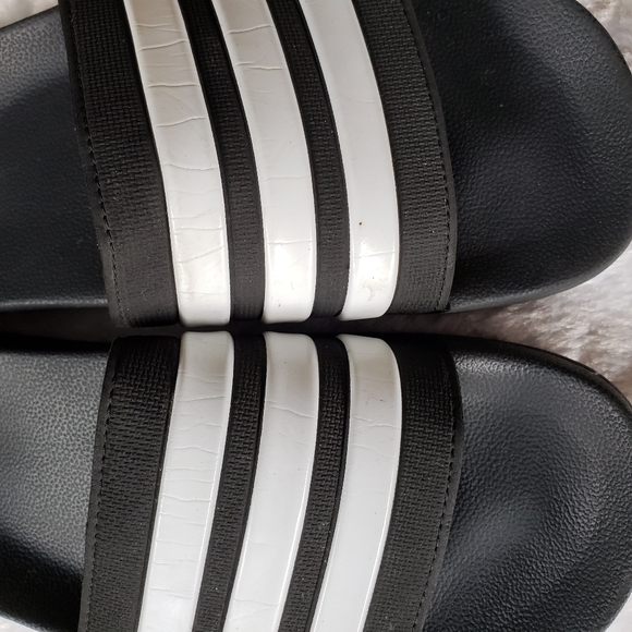 Mens Black and White Adidas Cloudfoam Slides - Picture 4 of 7